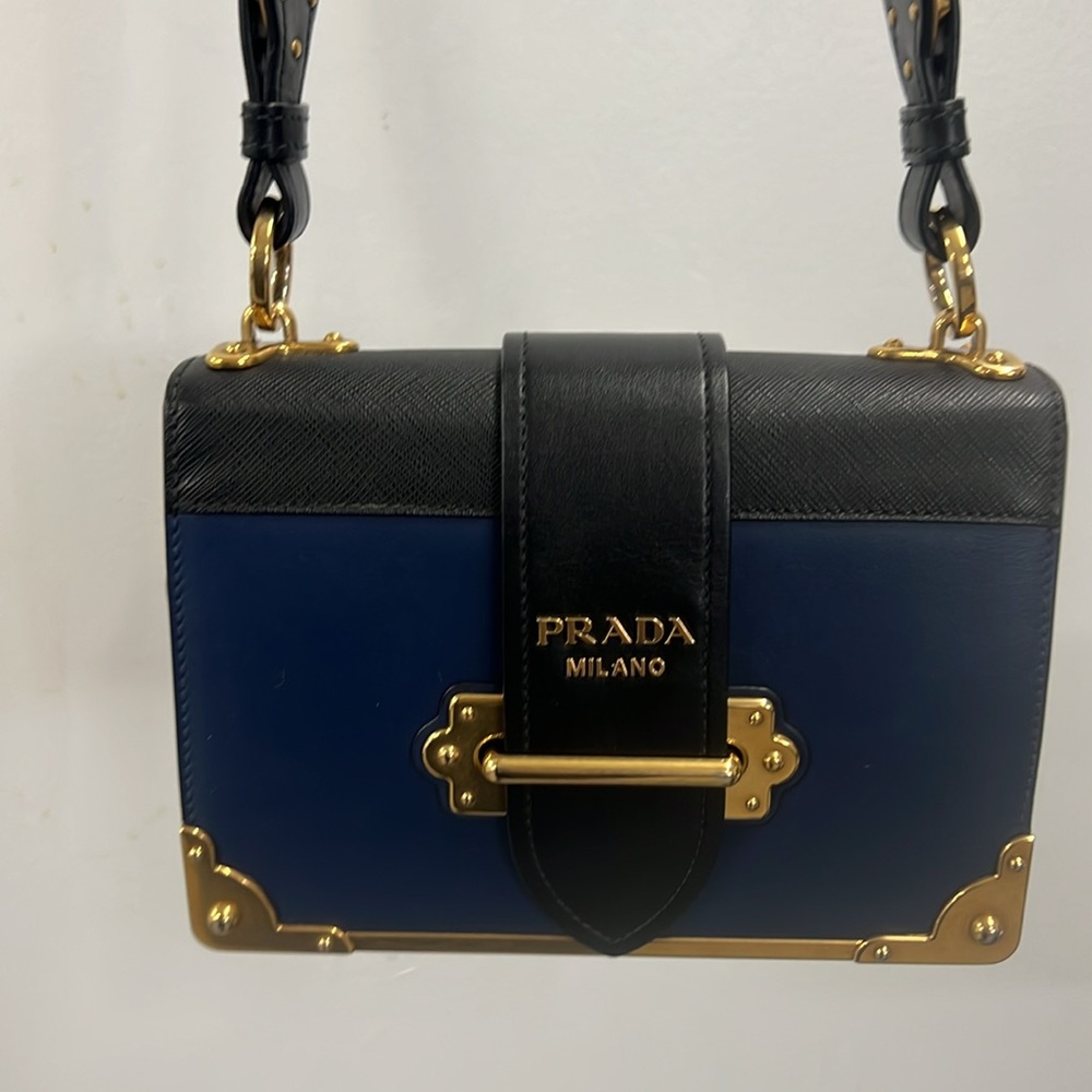 💎 City Calf Saffiano Bag Black crossbody leather